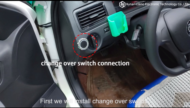 Latest company Cases about 3-6 αλλαγή πέρα από τη σύνδεση διακοπτών και την ευθύγραμμη σύνδεση λεπίδων θρυαλλίδων